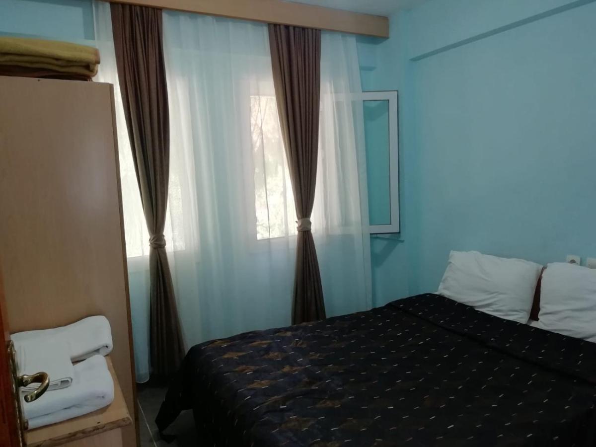 Palm Club Apart Otel Кушадасъ Екстериор снимка