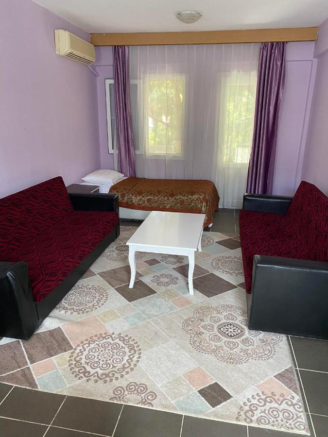Palm Club Apart Otel Кушадасъ Екстериор снимка